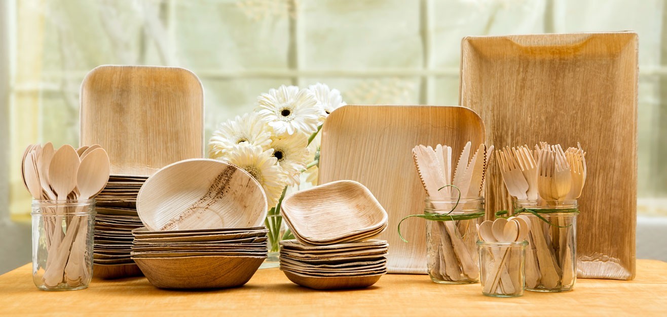 Бамбук, дерево, пластик: какую одноразовую посуду выбрать